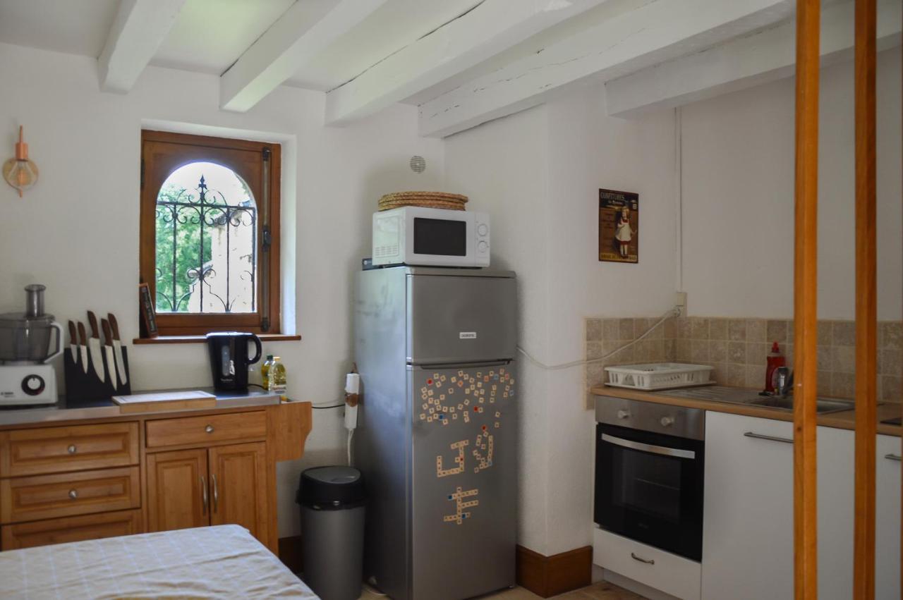 Chambre D'Hote De Charme Dans Maison Independante Bed & Breakfast Preaux  Exterior foto